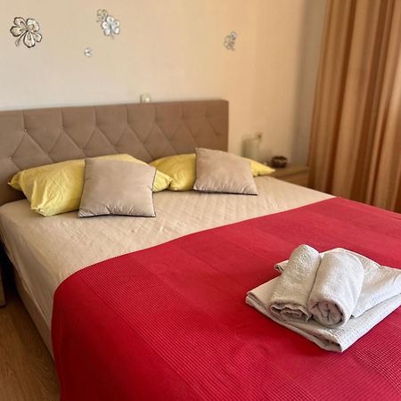 4 Sisters Apartments Gradac  Exterior foto